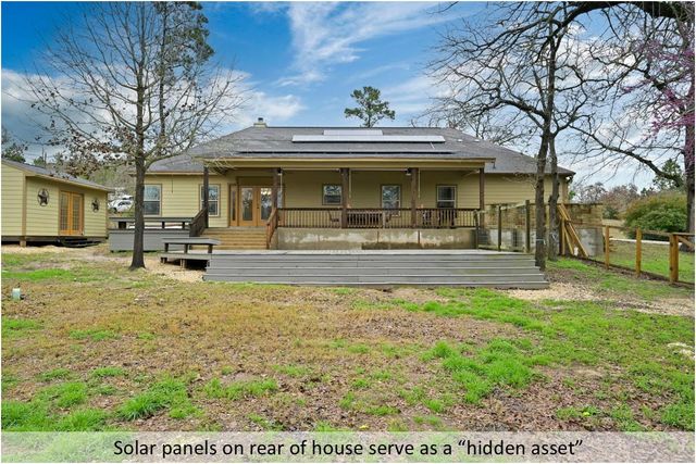 170 Woodland CT, Bastrop, TX 78602