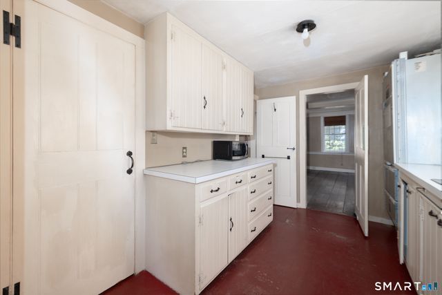 802 Charcoal Avenue, Middlebury, CT 06762