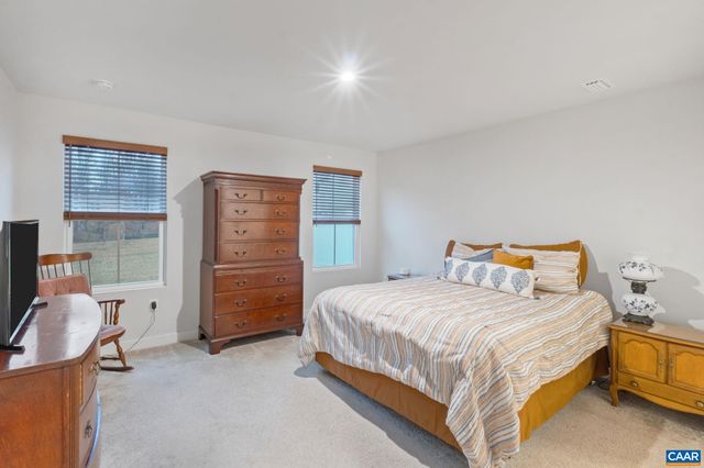 153 PARK DR, Palmyra, VA 22963