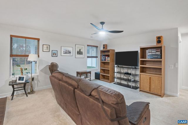 153 PARK DR, Palmyra, VA 22963