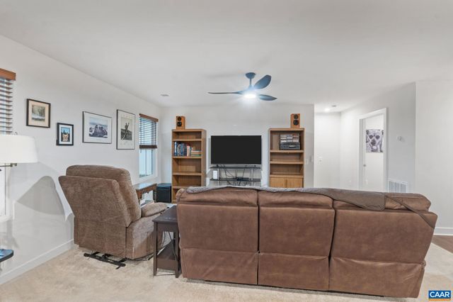 153 PARK DR, Palmyra, VA 22963