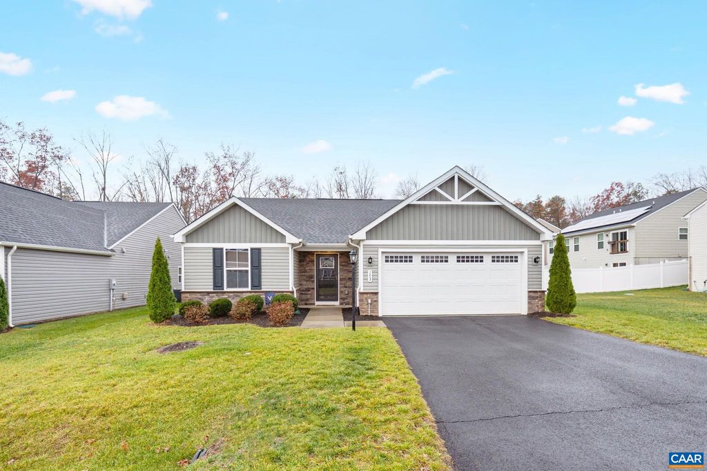 153 PARK DR, Palmyra, VA 22963