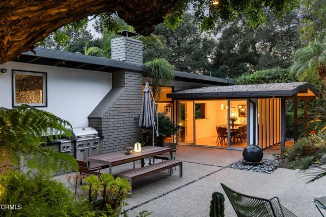 3439 Vosburg Street, Pasadena, CA 91107