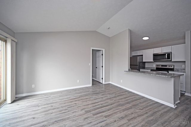 5985 Meadow Creek Drive, Milford, OH 45150