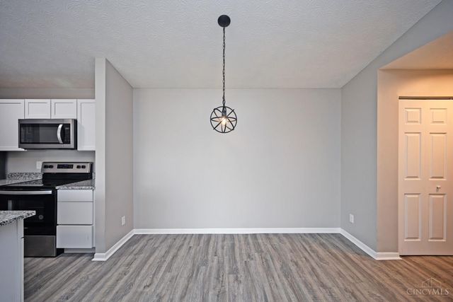 5985 Meadow Creek Drive, Milford, OH 45150