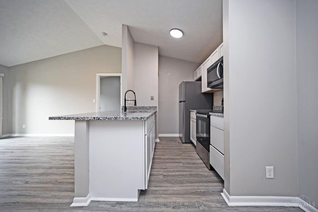 5985 Meadow Creek Drive, Milford, OH 45150