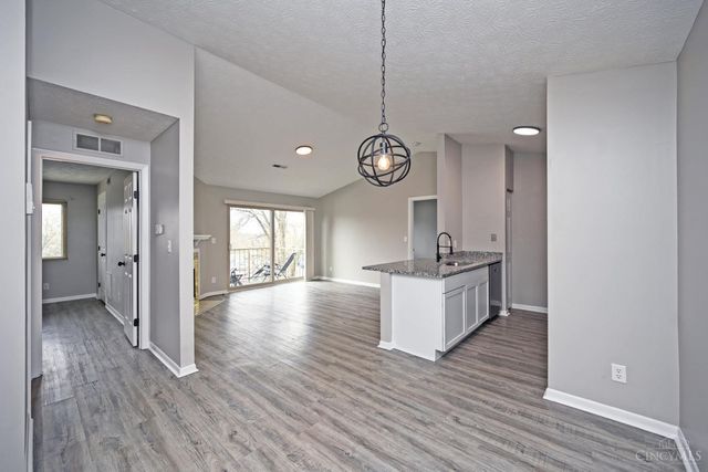 5985 Meadow Creek Drive, Milford, OH 45150