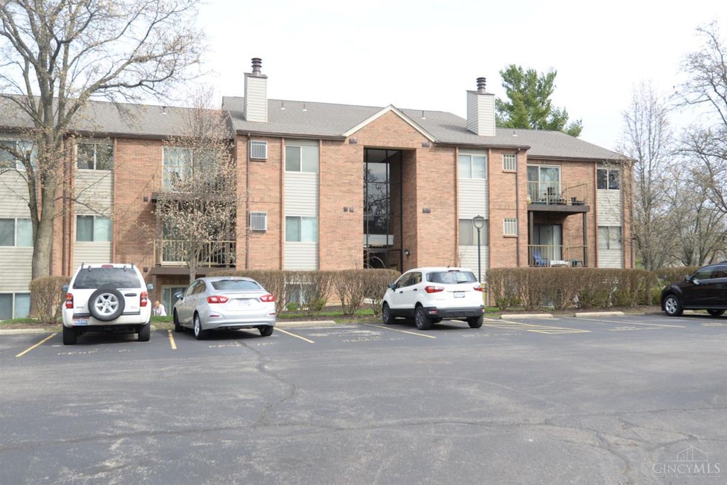 5985 Meadow Creek Drive, Milford, OH 45150