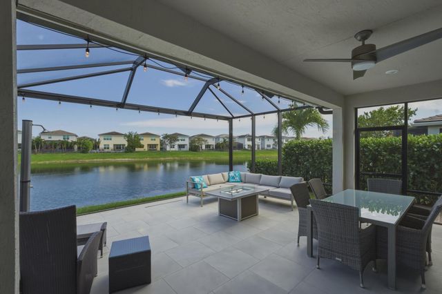 4122 Rosa Drive, Deerfield Beach, FL 33064