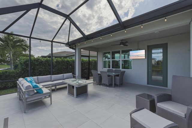 4122 Rosa Drive, Deerfield Beach, FL 33064