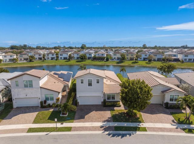 4122 Rosa Drive, Deerfield Beach, FL 33064