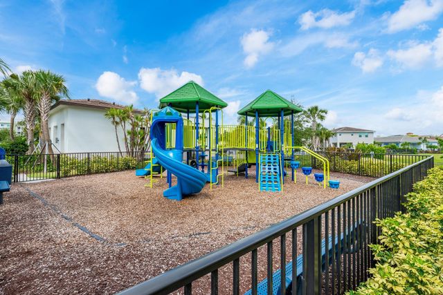 4122 Rosa Drive, Deerfield Beach, FL 33064