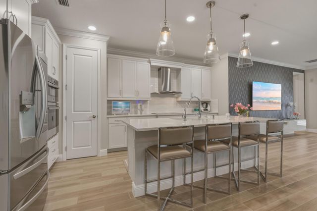 4122 Rosa Drive, Deerfield Beach, FL 33064