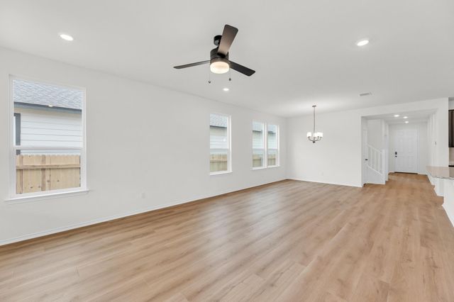 2621 David Wayne DR, Georgetown, TX 78626