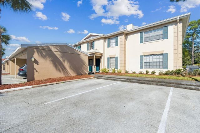 3402 LATANIA DRIVE 322, Tampa, FL 33618