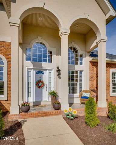 1 Honeysuckle Court, Johnson City, TN 37615