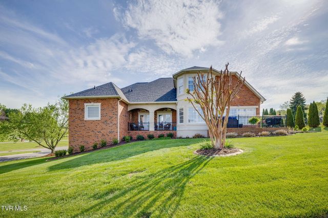 1 Honeysuckle Court, Johnson City, TN 37615