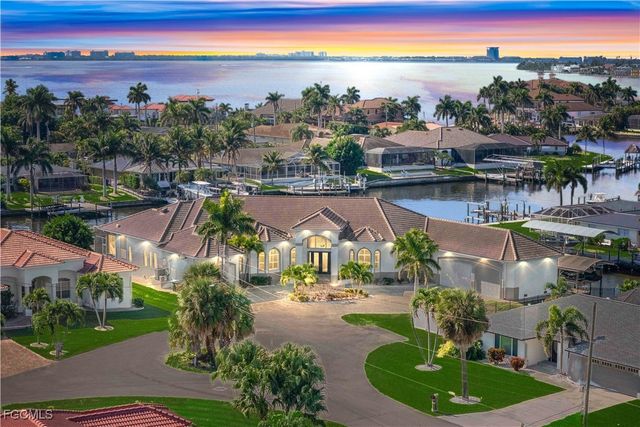 5366 Cortez CT, Cape Coral, FL 33904