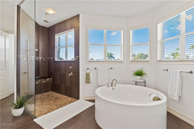 5366 Cortez CT, Cape Coral, FL 33904