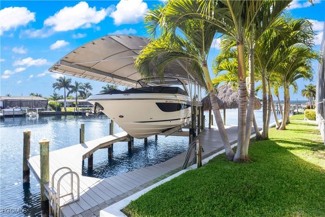 5366 Cortez CT, Cape Coral, FL 33904