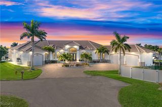5366 Cortez CT, Cape Coral, FL 33904