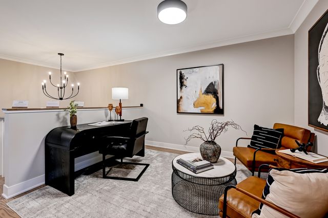 131 Harding Court, Glen Ellyn, IL 60137