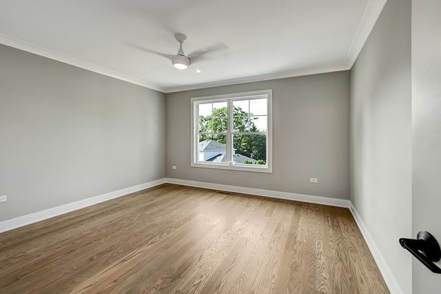 131 Harding Court, Glen Ellyn, IL 60137