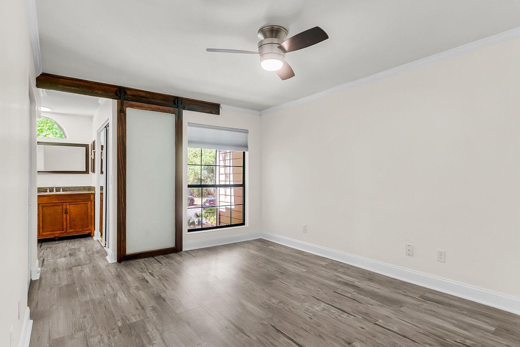 Image 21 of property listing at 1866 Montclair Drive Unit D, Mount Pleasant, SC 29464