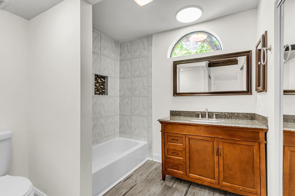 Image 23 of property listing at 1866 Montclair Drive Unit D, Mount Pleasant, SC 29464