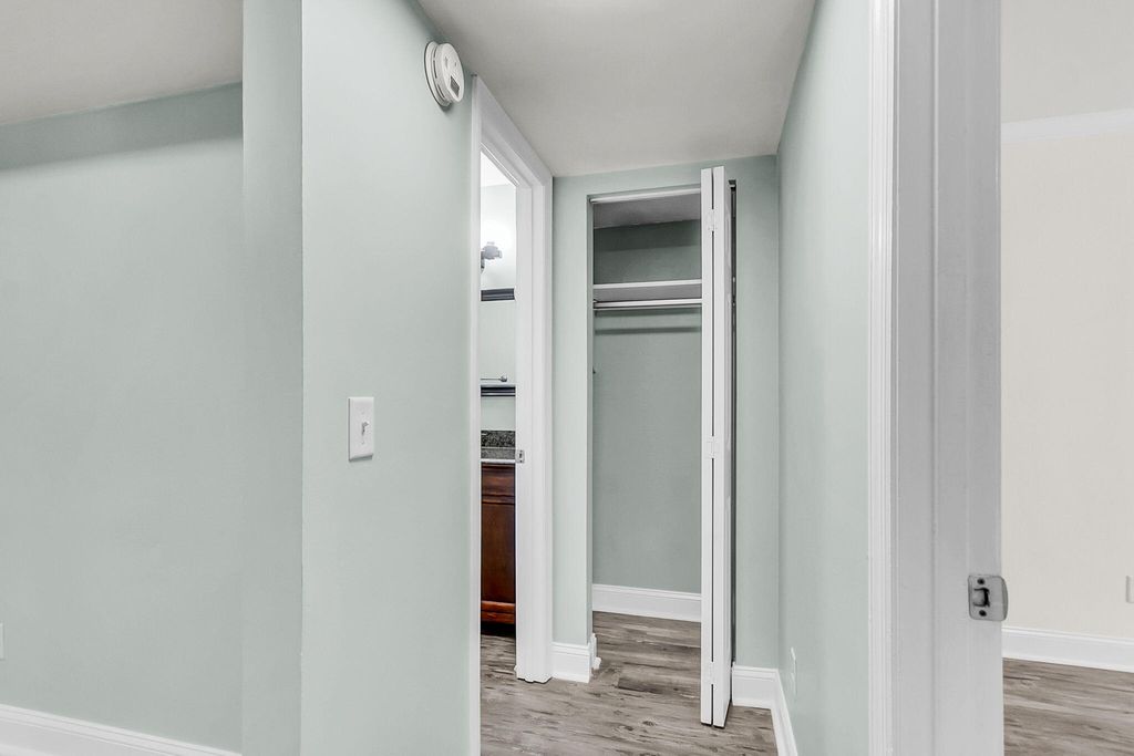 Image 28 of property listing at 1866 Montclair Drive Unit D, Mount Pleasant, SC 29464