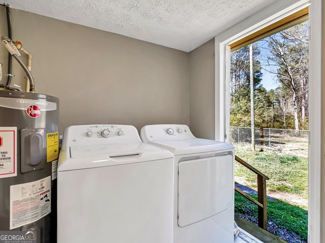 927 Dean Patrick Road, Locust Grove, GA 30248