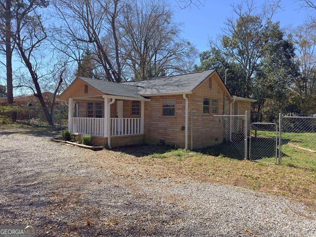 927 Dean Patrick Road, Locust Grove, GA 30248