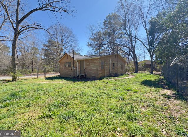 927 Dean Patrick Road, Locust Grove, GA 30248