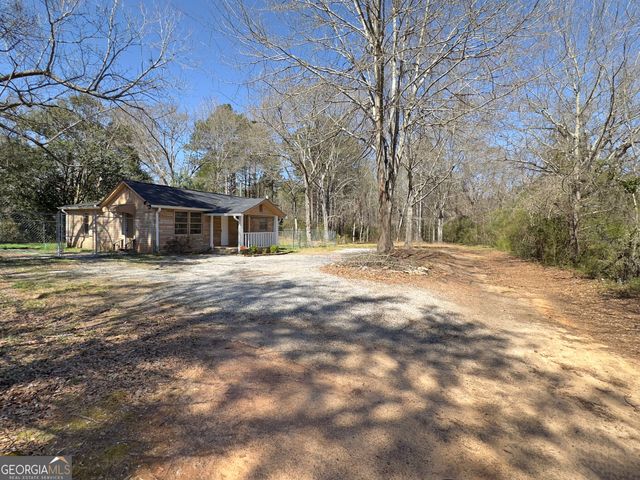 927 Dean Patrick Road, Locust Grove, GA 30248