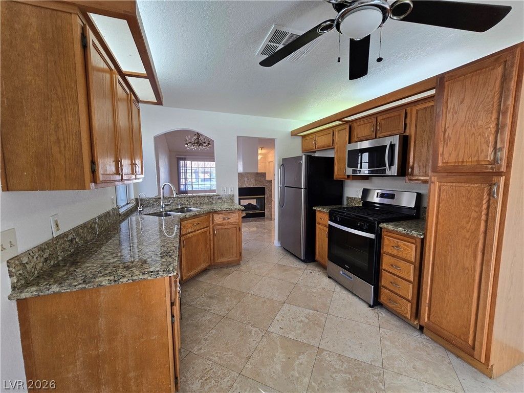 755 Panhandle Drive, Henderson, NV 89014 — photo 4