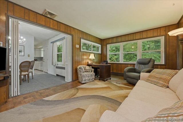 578 Richmond Road, East Meadow, NY 11554