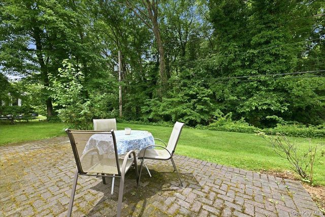 578 Richmond Road, East Meadow, NY 11554