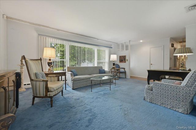 578 Richmond Road, East Meadow, NY 11554