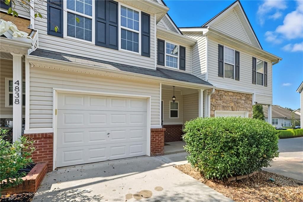 4836 Zephyr Cove Place, Flowery Branch, GA 30542