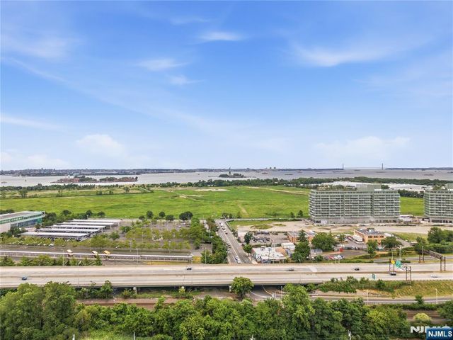 300 Communipaw Avenue 160, Jersey City, NJ 07304