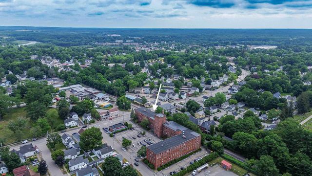156 Front St Apt 302, Exeter, NH 03833