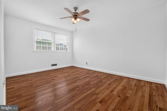 1454 BARRETT RD, Woodlawn, MD 21207