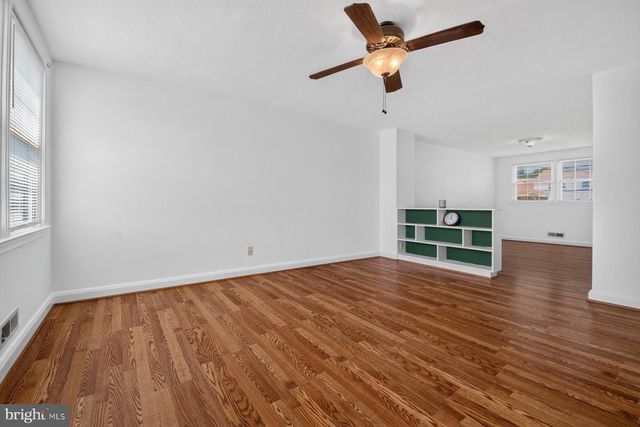 1454 BARRETT RD, Woodlawn, MD 21207
