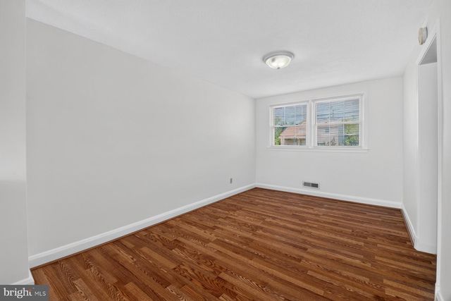 1454 BARRETT RD, Woodlawn, MD 21207