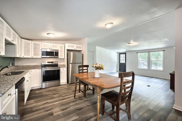 76 LAUREL DR, Airville, PA 17302