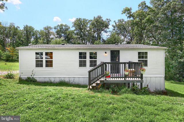 76 LAUREL DR, Airville, PA 17302