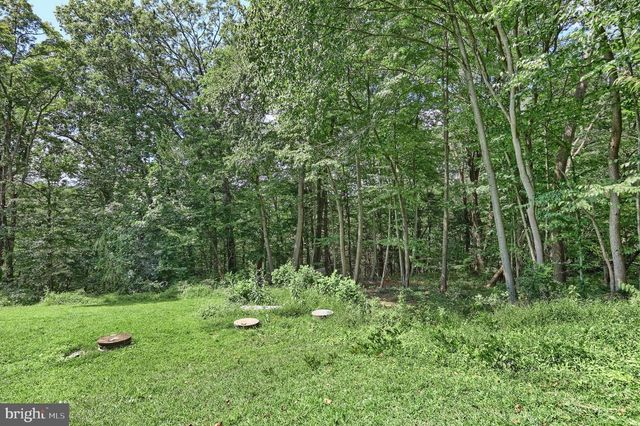 76 LAUREL DR, Airville, PA 17302
