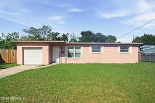 33 SAN PABLO Circle N, Jacksonville Beach, FL 32250