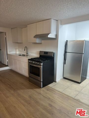 4933 Presidio Drive, Los Angeles, CA 90043