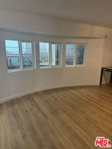 4933 Presidio Drive, Los Angeles, CA 90043